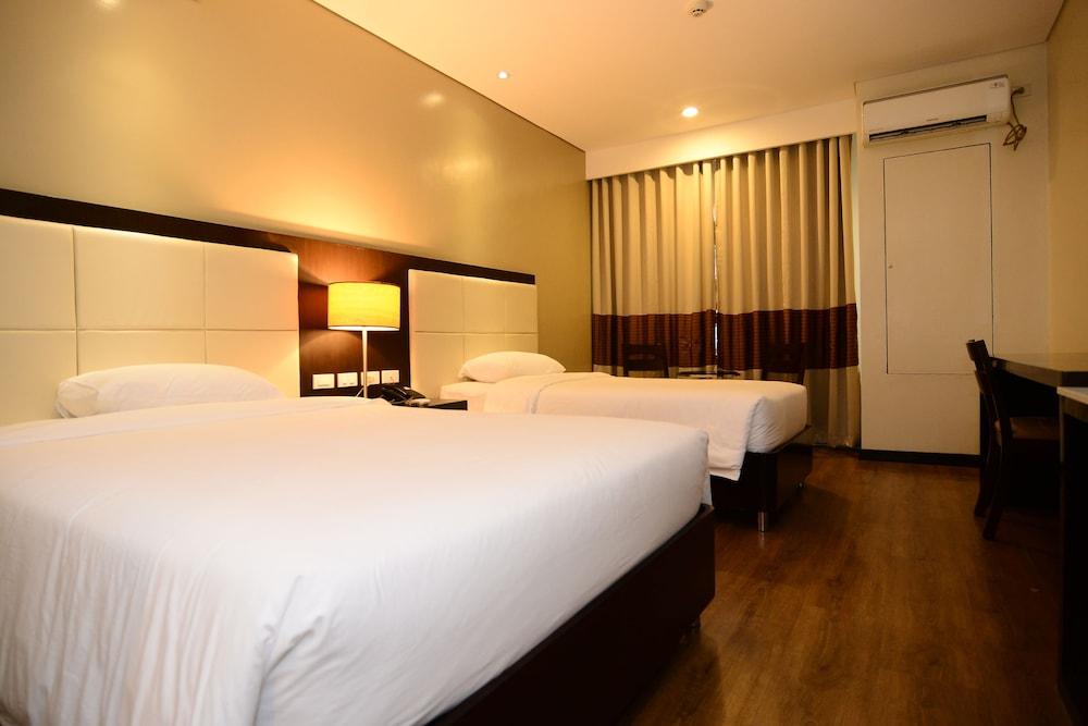 Ever O Business Hotel Zamboanga Exterior photo